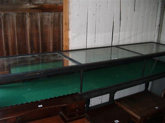 Ebonised shop counter(-)